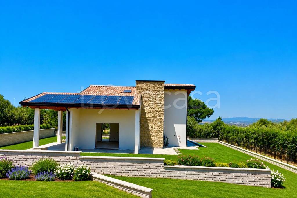 casa indipendente in vendita a Frascati