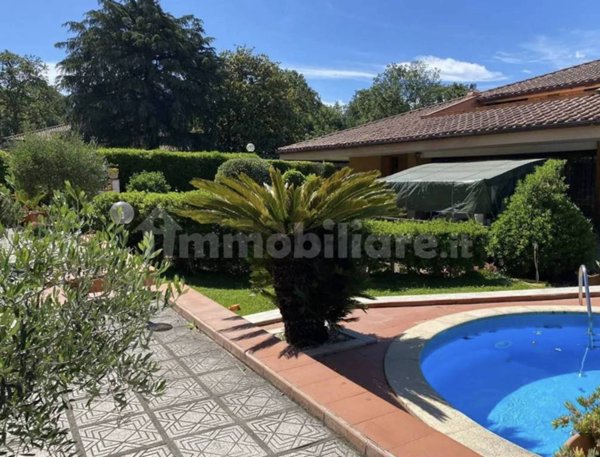 casa indipendente in vendita a Frascati