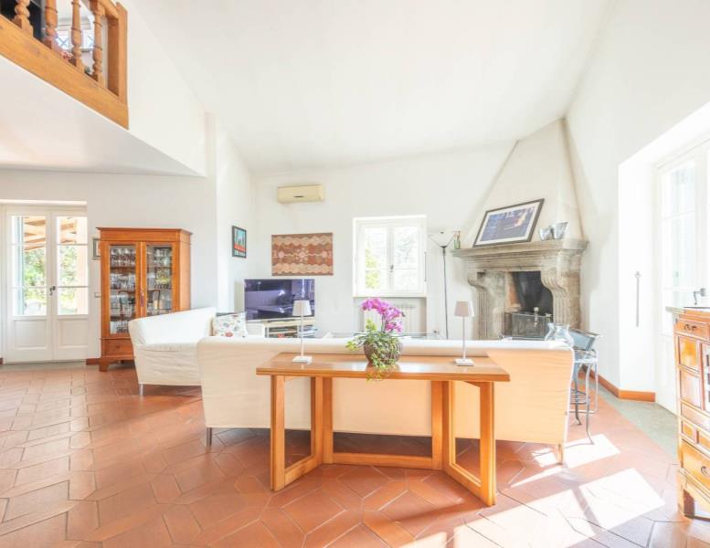 casa indipendente in vendita a Frascati