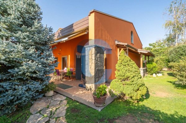 casa indipendente in vendita a Frascati