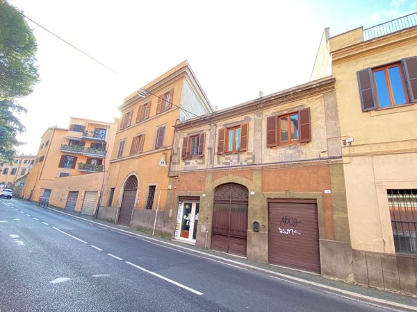 intera palazzina in vendita a Frascati
