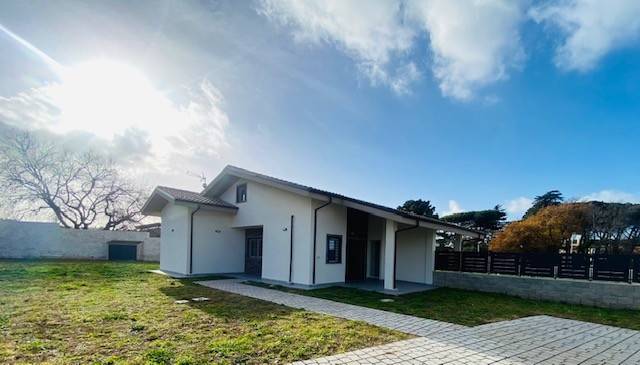 casa indipendente in vendita a Frascati