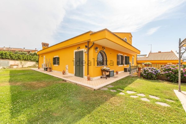 casa indipendente in vendita a Frascati