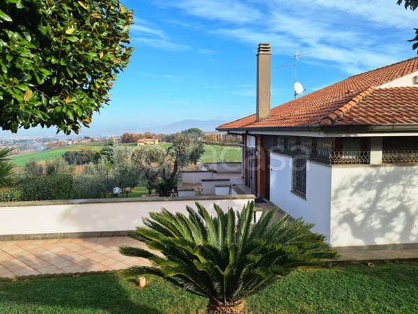 casa indipendente in vendita a Frascati