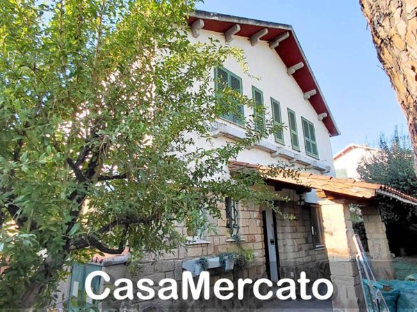casa indipendente in vendita a Frascati