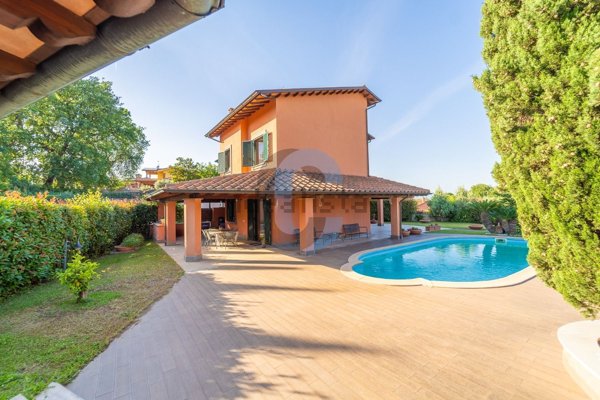 casa indipendente in vendita a Frascati