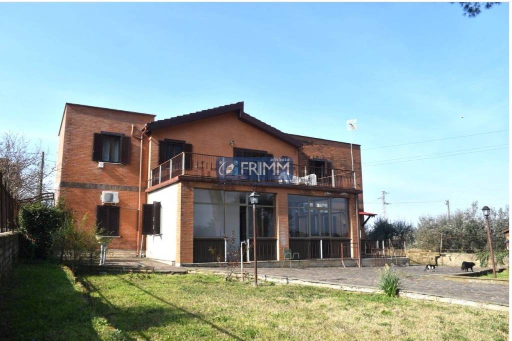 casa indipendente in vendita a Gallicano nel Lazio