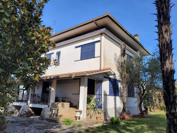 casa indipendente in vendita a Gallicano nel Lazio