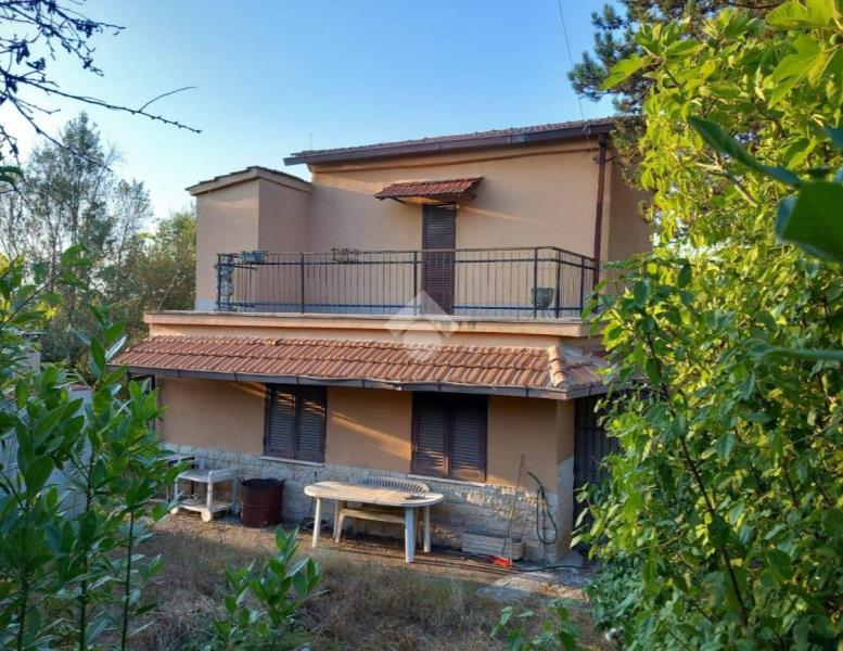 casa indipendente in vendita a Gallicano nel Lazio