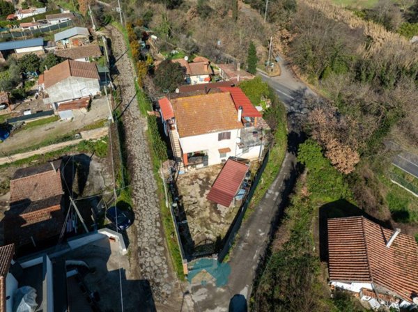 casa indipendente in vendita a Gallicano nel Lazio