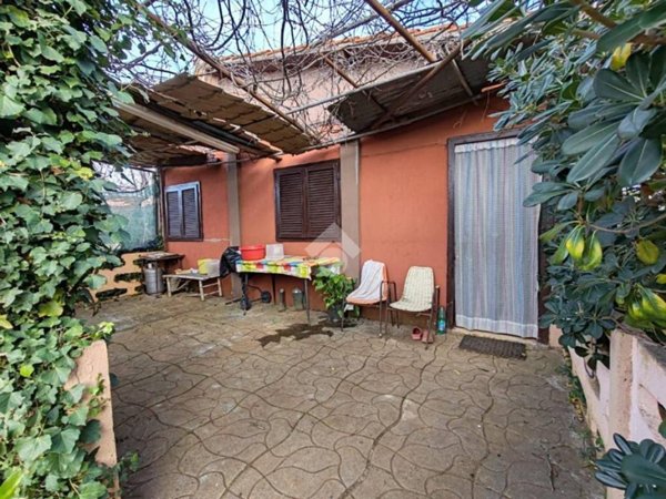 casa indipendente in vendita a Gallicano nel Lazio