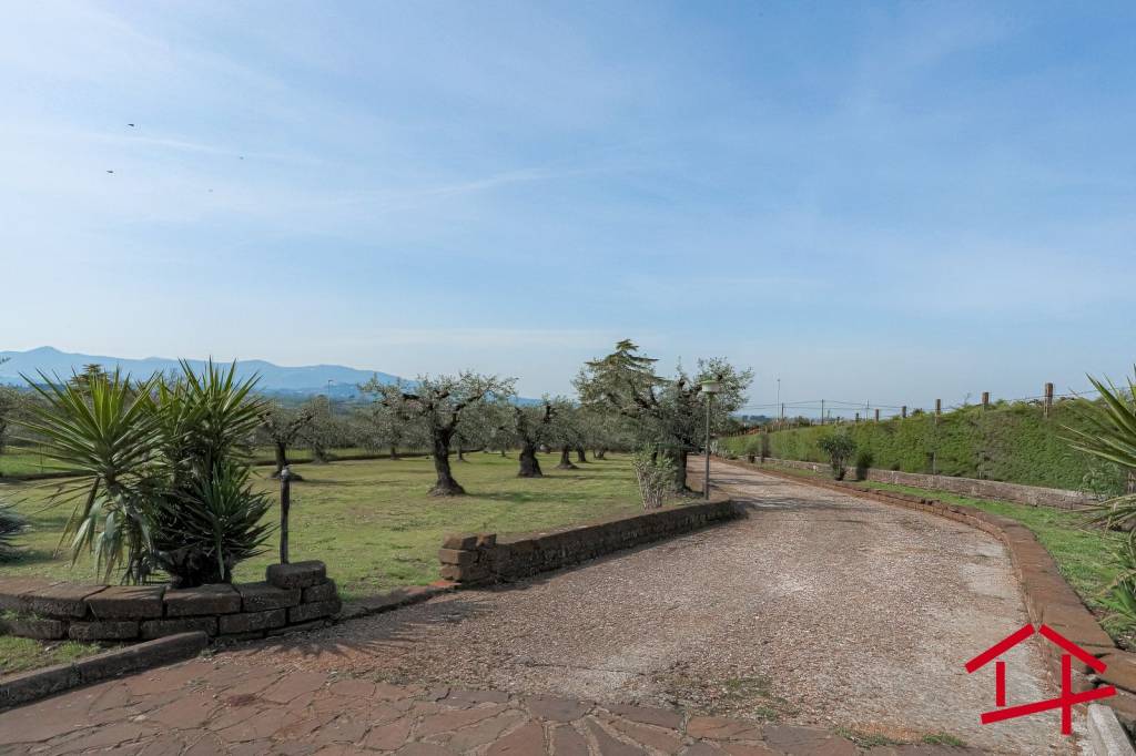casa indipendente in vendita a Gallicano nel Lazio