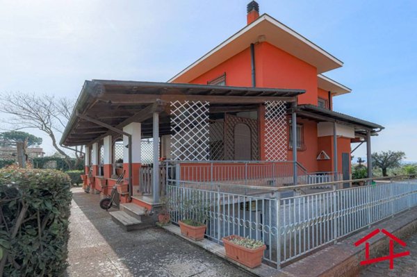casa indipendente in vendita a Gallicano nel Lazio