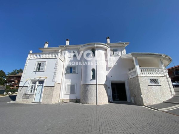 casa indipendente in vendita a Gallicano nel Lazio