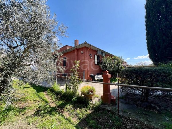 casa indipendente in vendita a Gallicano nel Lazio