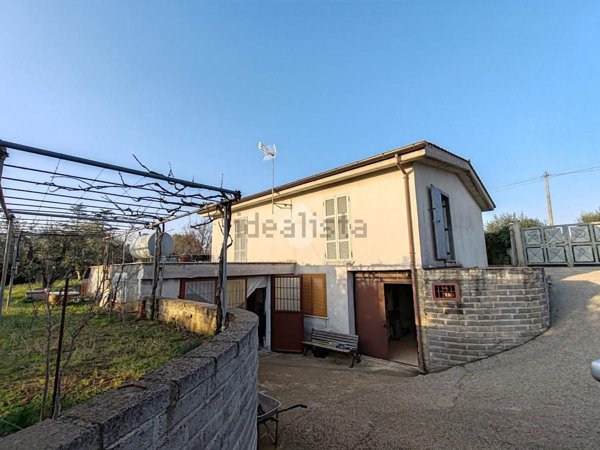 quadrivano in vendita a Gallicano nel Lazio