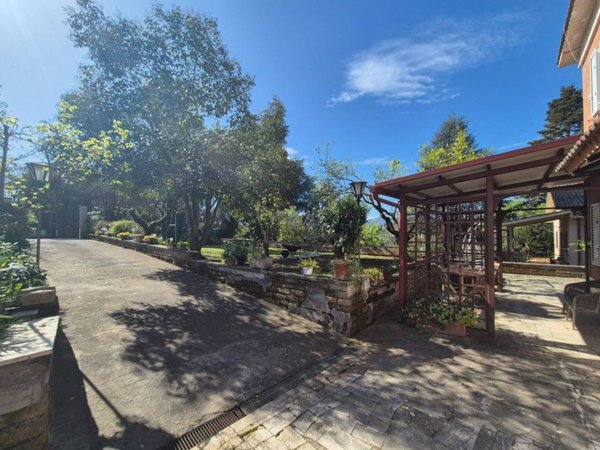 casa indipendente in vendita a Gallicano nel Lazio