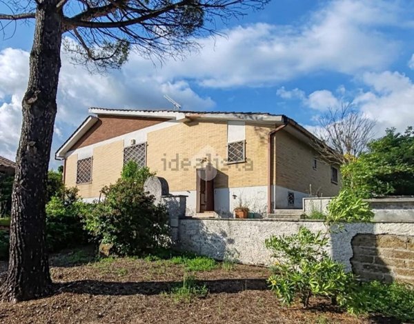 casa indipendente in vendita a Gallicano nel Lazio