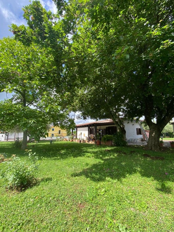 casa indipendente in vendita a Gallicano nel Lazio
