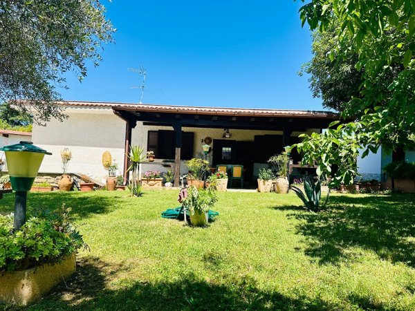 casa indipendente in vendita a Gallicano nel Lazio