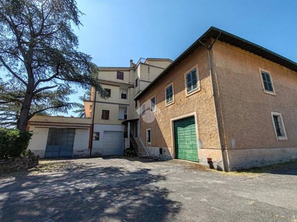 casa indipendente in vendita a Gallicano nel Lazio