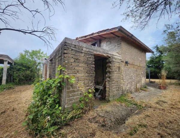 casa indipendente in vendita a Gallicano nel Lazio