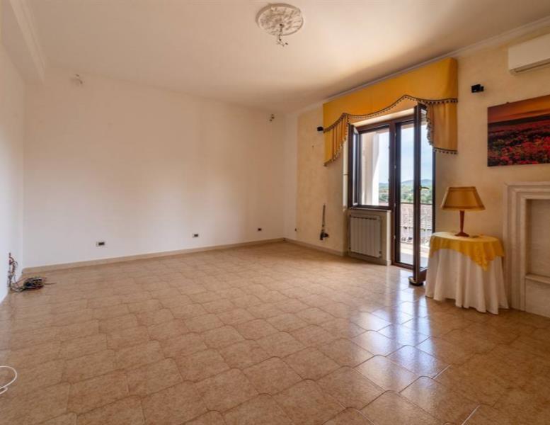 casa indipendente in vendita a Gallicano nel Lazio