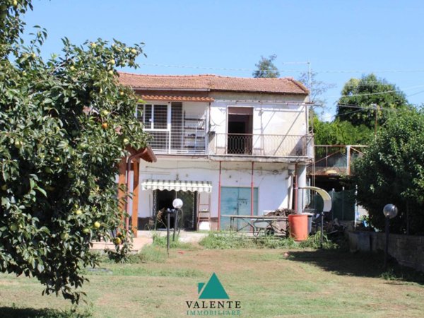 casa indipendente in vendita a Gallicano nel Lazio