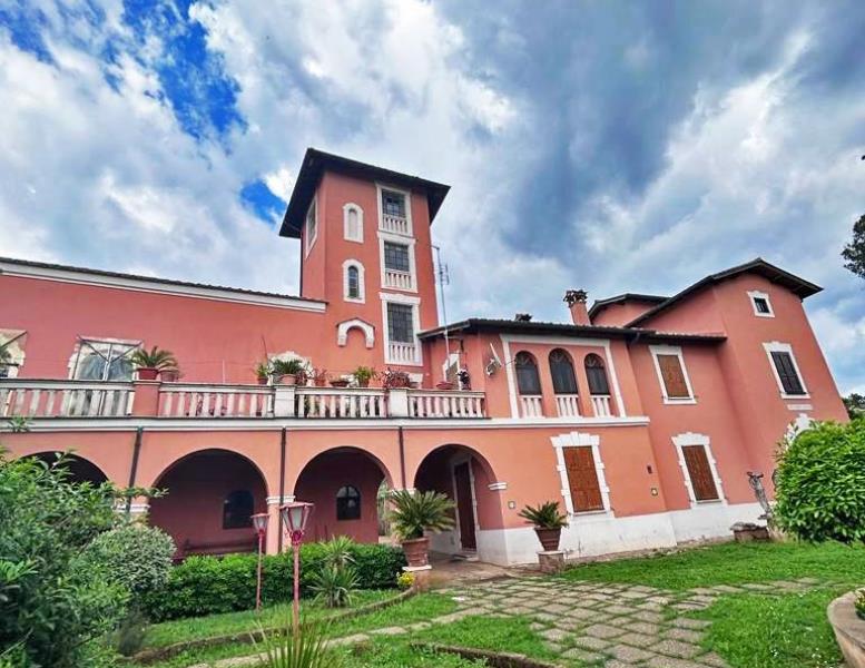 casa indipendente in vendita a Gallicano nel Lazio