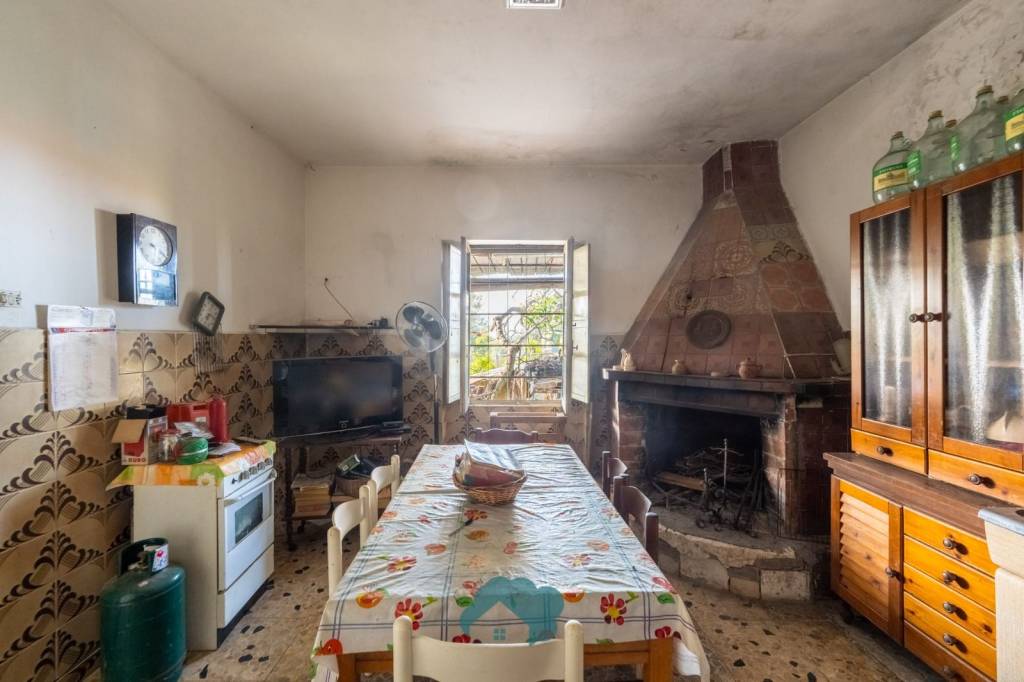 casa indipendente in vendita a Gallicano nel Lazio