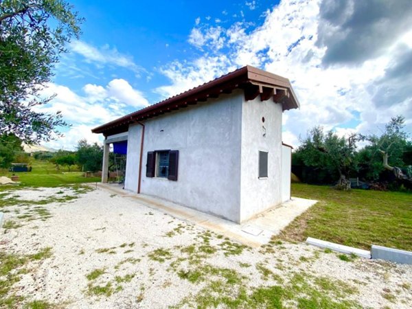 casa indipendente in vendita a Gallicano nel Lazio