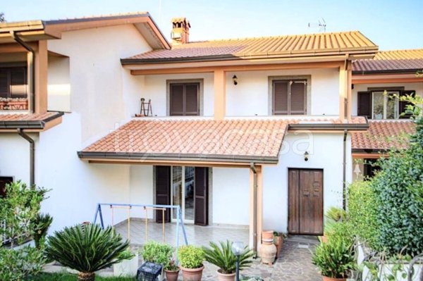 casa indipendente in vendita a Gallicano nel Lazio