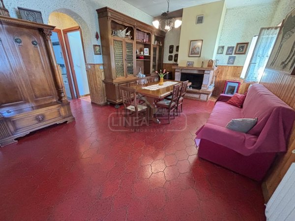 casa indipendente in vendita a Gallicano nel Lazio