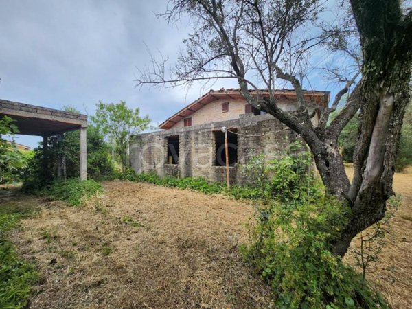 casa indipendente in vendita a Gallicano nel Lazio