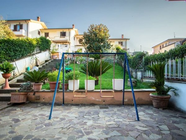 casa indipendente in vendita a Gallicano nel Lazio