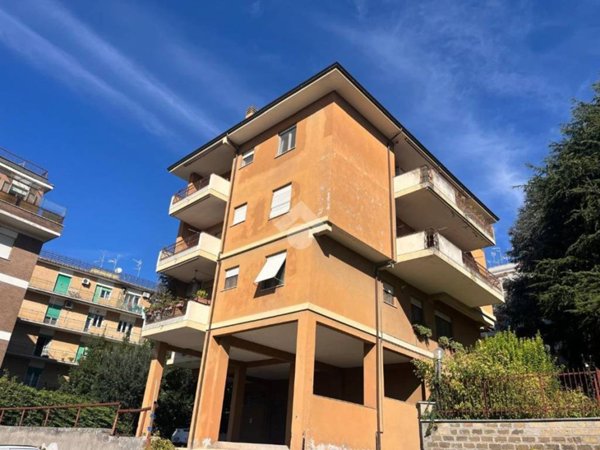 appartamento in vendita a Gallicano nel Lazio