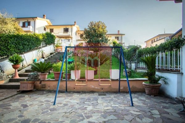 casa indipendente in vendita a Gallicano nel Lazio