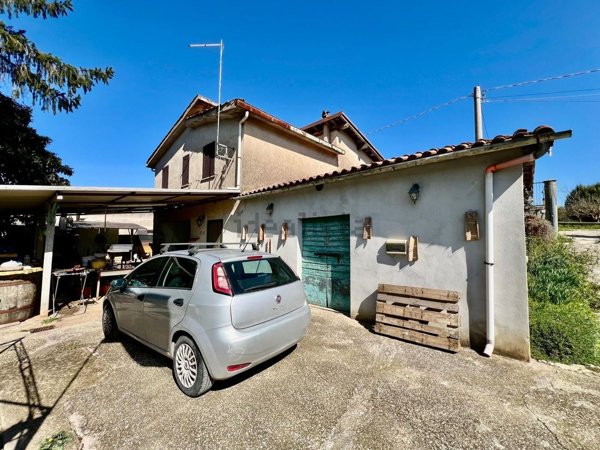 casa indipendente in vendita a Gallicano nel Lazio