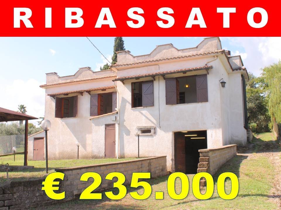 casa indipendente in vendita a Gallicano nel Lazio