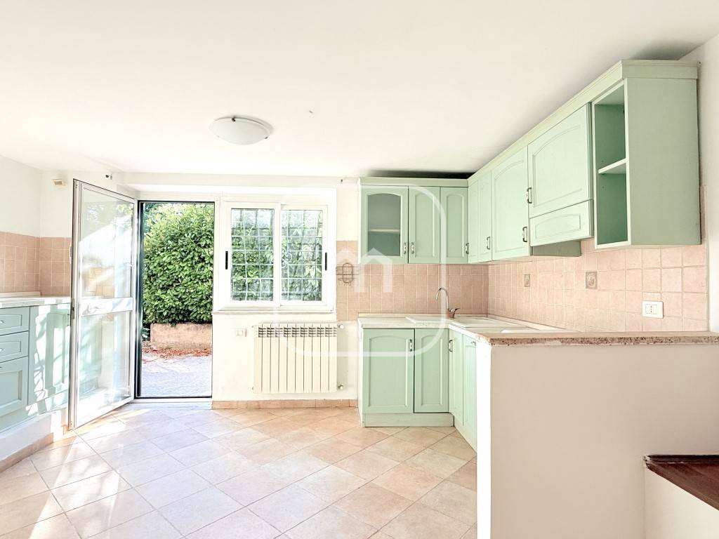 casa indipendente in vendita a Gallicano nel Lazio