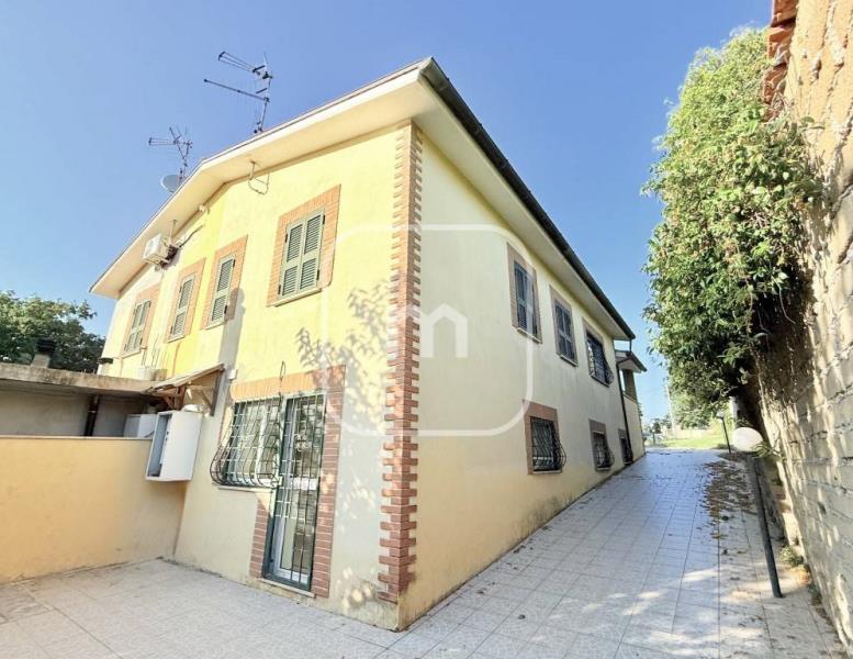 casa indipendente in vendita a Gallicano nel Lazio