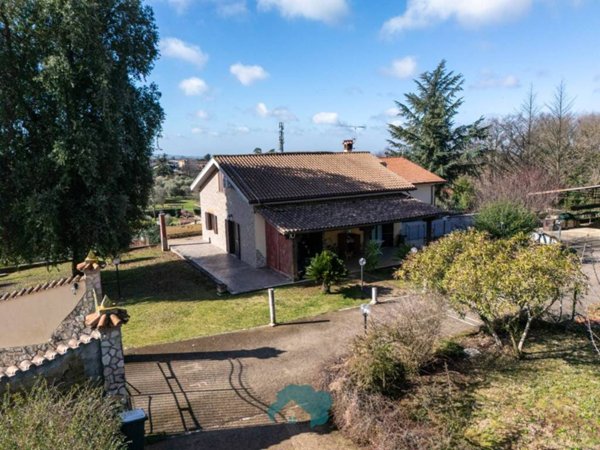 casa indipendente in vendita a Gallicano nel Lazio