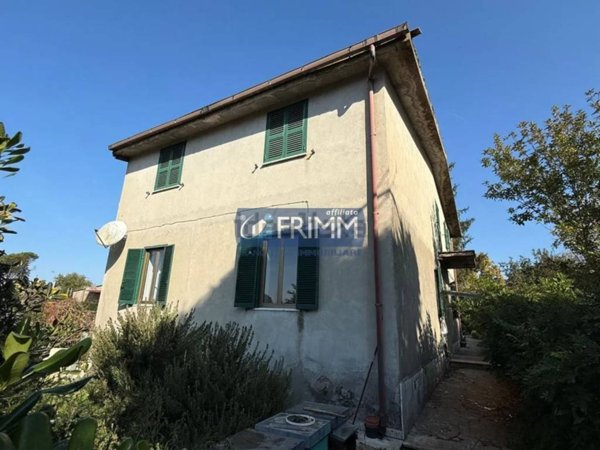 casa indipendente in vendita a Gallicano nel Lazio
