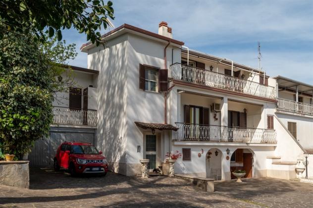 casa indipendente in vendita a Gallicano nel Lazio