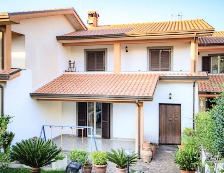 casa indipendente in vendita a Gallicano nel Lazio