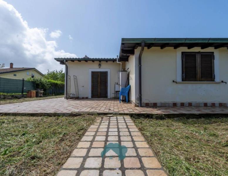 casa indipendente in vendita a Gallicano nel Lazio