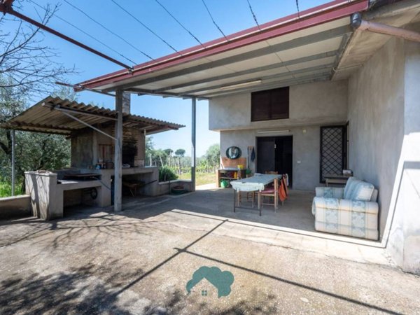 casa indipendente in vendita a Gallicano nel Lazio