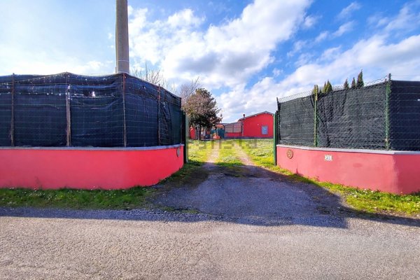 casa indipendente in vendita a Gallicano nel Lazio