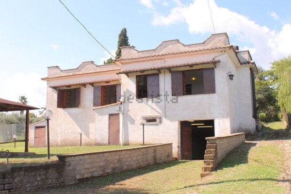 casa indipendente in vendita a Gallicano nel Lazio