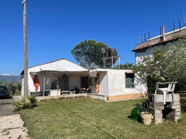 casa indipendente in vendita a Gallicano nel Lazio